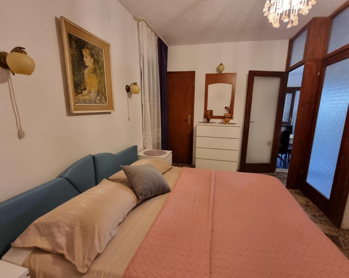 Villa green Traù Esterno foto